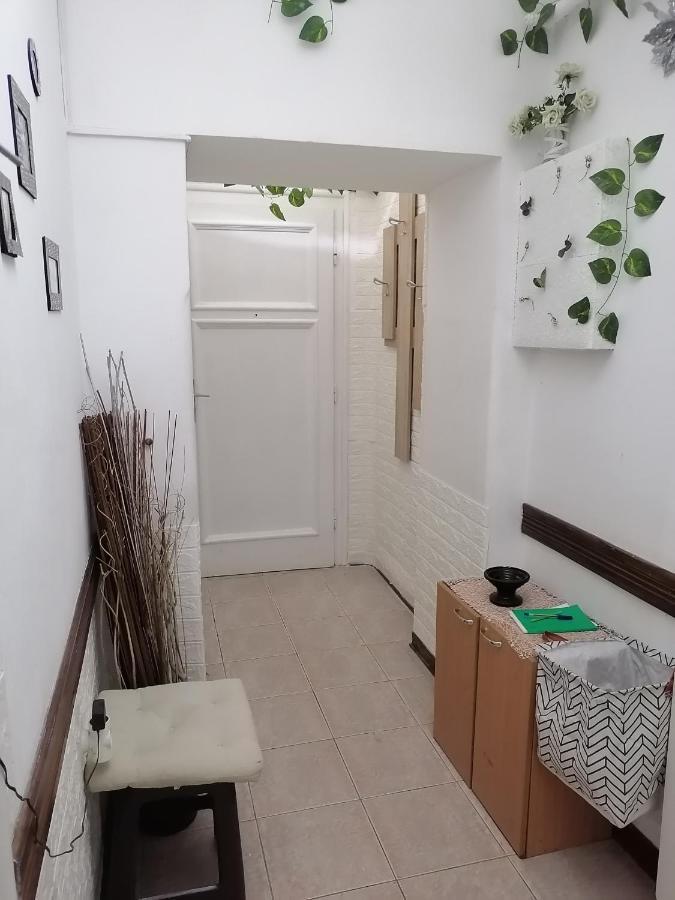 Low Cost Apartment Belgrade Exterior photo